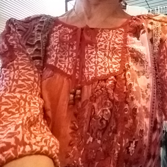 Blouse - Picture 4 of 4